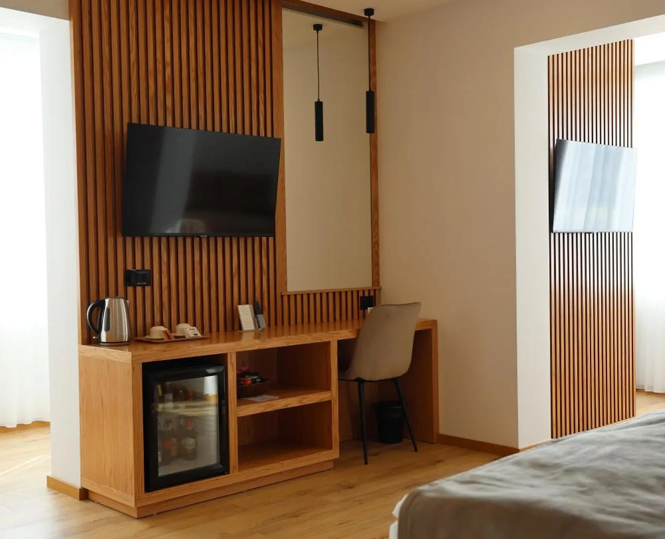Sibb Hotel Tirana 0*,