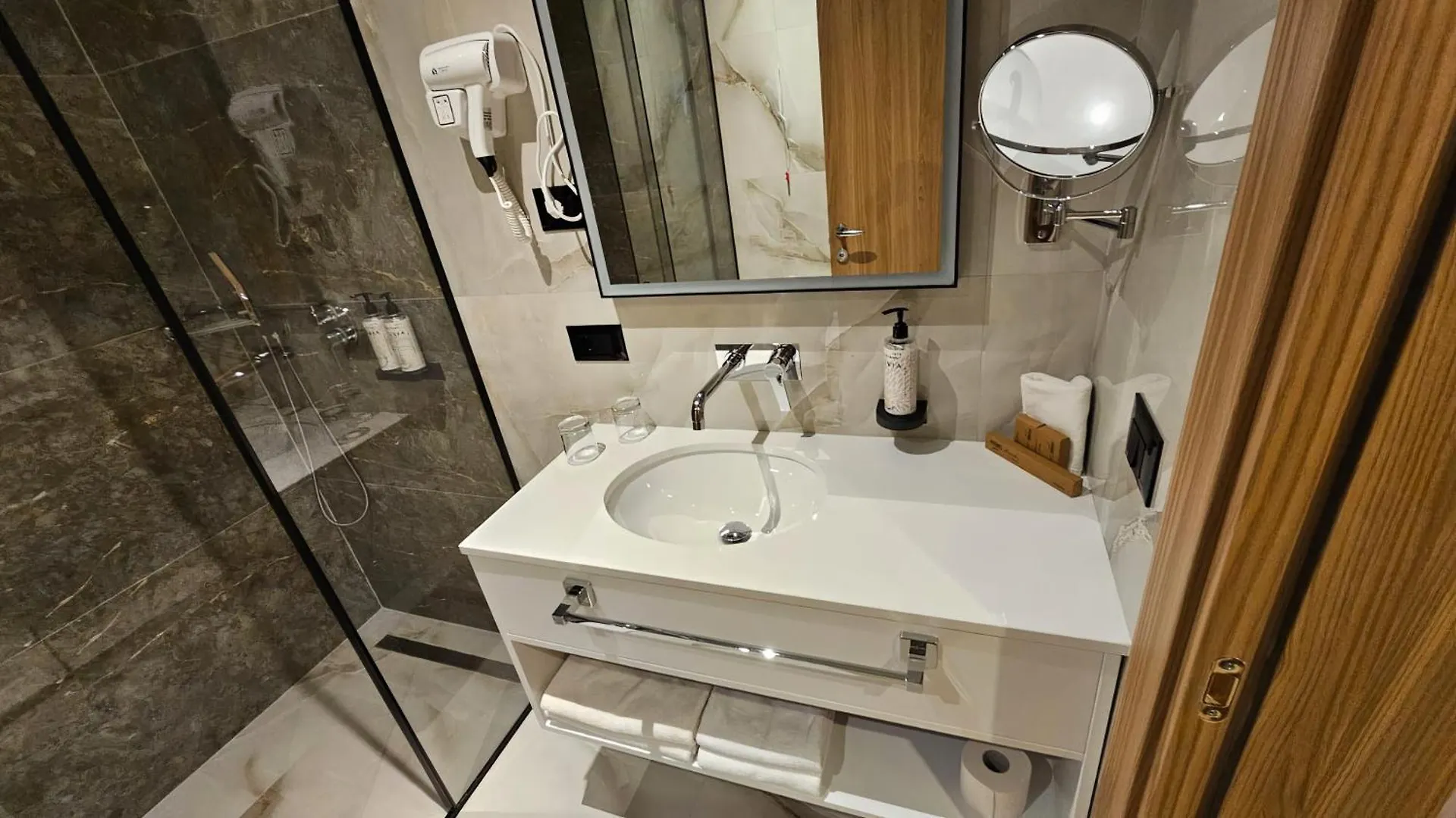 Sibb Hotel Tirana Albánie